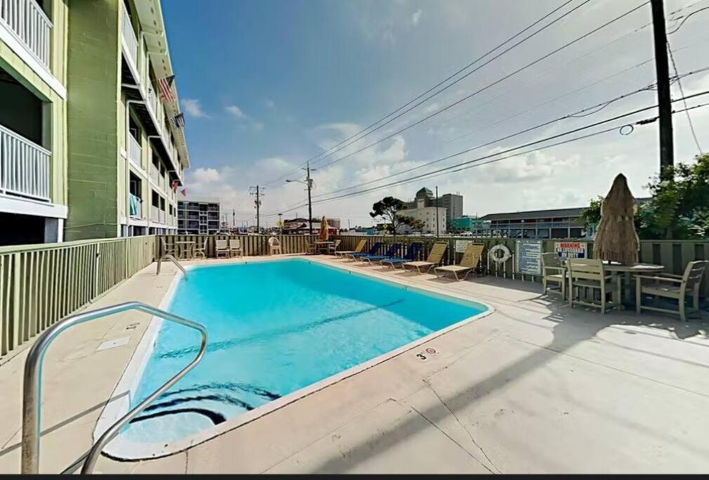 Cozy Beach Condo Sleeps 6 Pool Carolina Beach Exterior foto